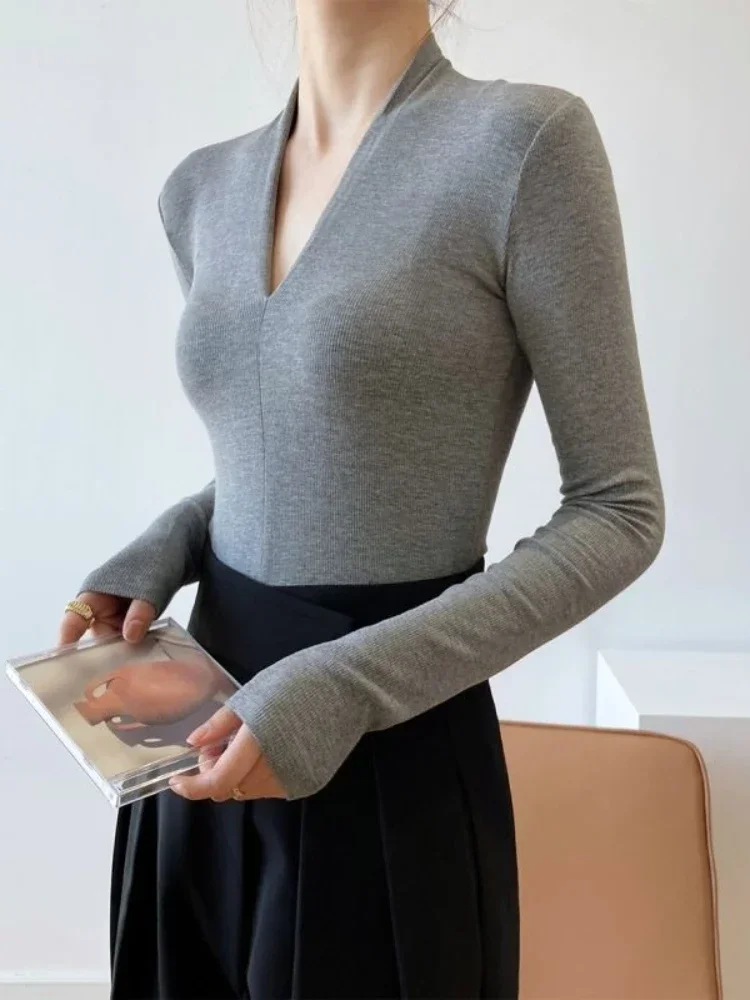 Beauty & Makeup Katia Di Paola Palermo - V-neck Slim Shirts Long Sleeve Top