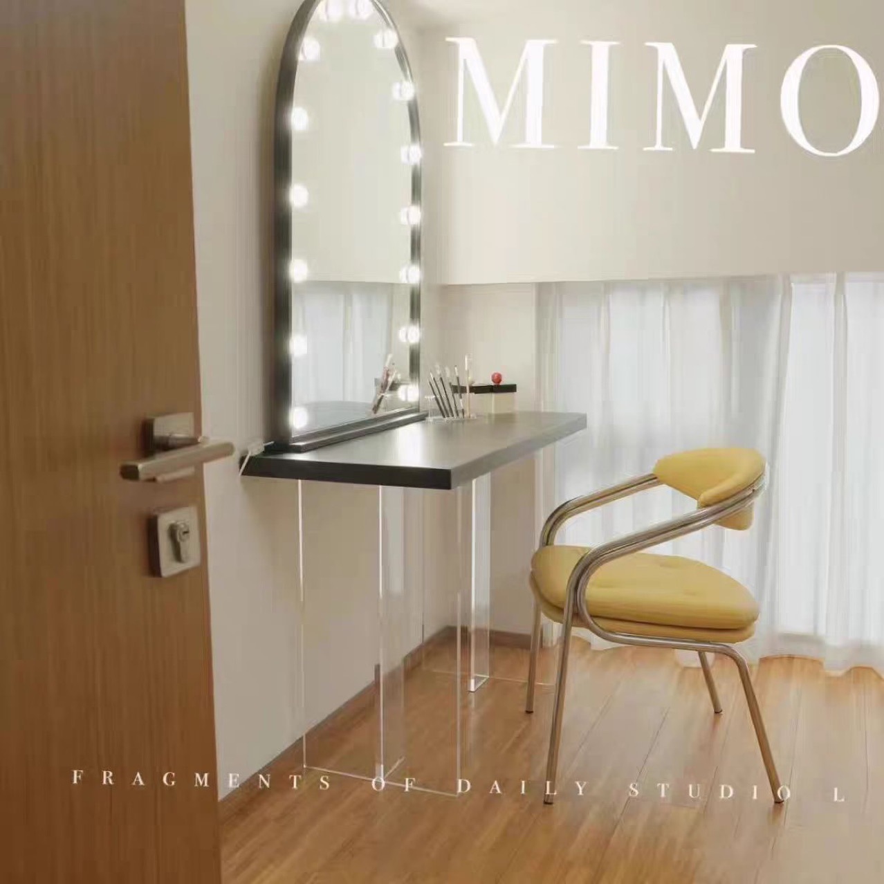 Makeup Vanity Table with Lamp  - Photo Beauty Makeup ulasan dan harga